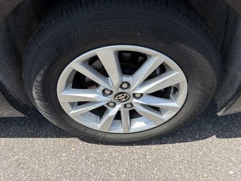 Used 2025 Toyota Camry LE FWD image 33