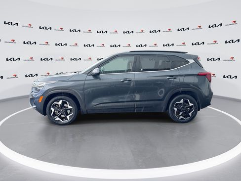 Used 2024 Kia Seltos EX AWD/4WD image 5