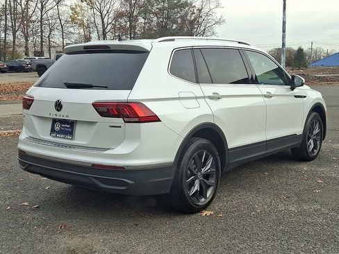 Certified 2023 Volkswagen Tiguan SE image 11