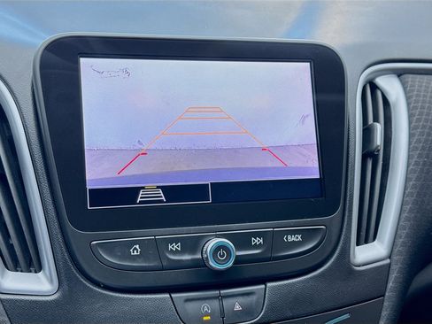 Used 2023 Chevrolet Malibu LT image 10