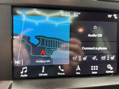 Used 2017 Ford F150 Platinum w/ Technology Package image 13