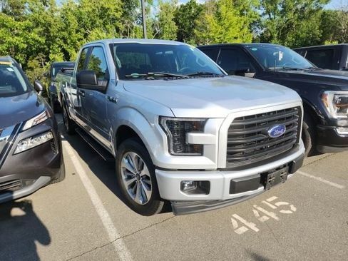 Used 2017 Ford F150 XL w/ Equipment Group 101A Mid RWD image 2