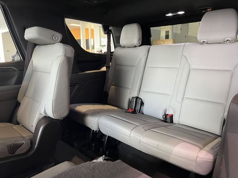 Used 2022 Chevrolet Tahoe LT AWD/4WD image 19