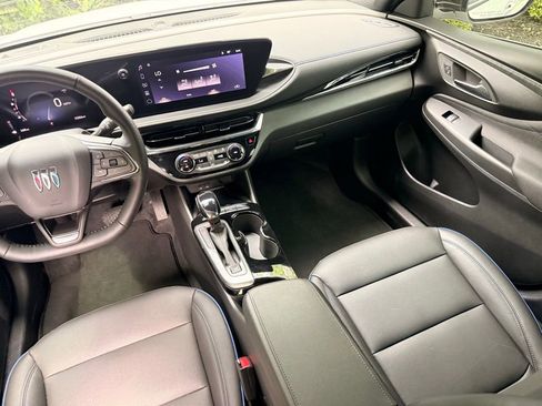 Used 2026 Buick Envista Sport Touring w/ Convenience I Package FWD image 27