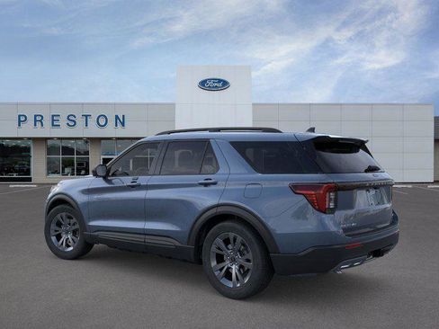 New 2026 Ford Explorer Active w/ Active Comfort Package image 4