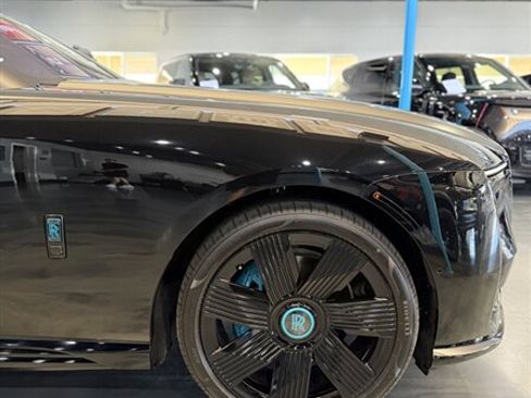 Used 2024 Rolls-Royce Spectre w/ Spectre Launch Package AWD/4WD image 7