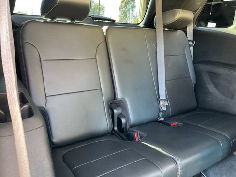 Used 2020 Chevrolet Traverse LT image 29