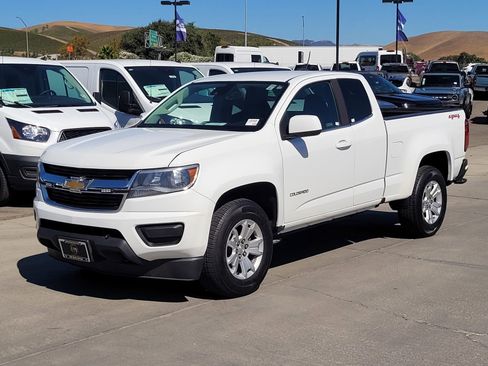 Used 2020 Chevrolet Colorado LT w/ Safety Package image 8