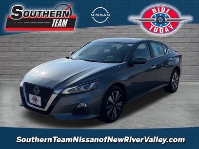 Used 2021 Nissan Altima 2.5 SV