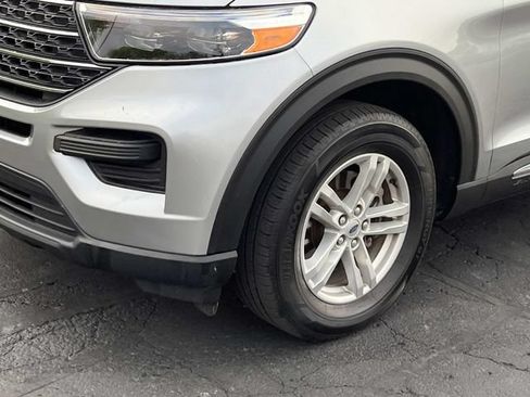 Certified 2024 Ford Explorer XLT AWD/4WD image 8