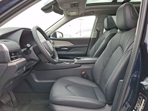Certified 2026 Toyota Grand Highlander AWD image 18