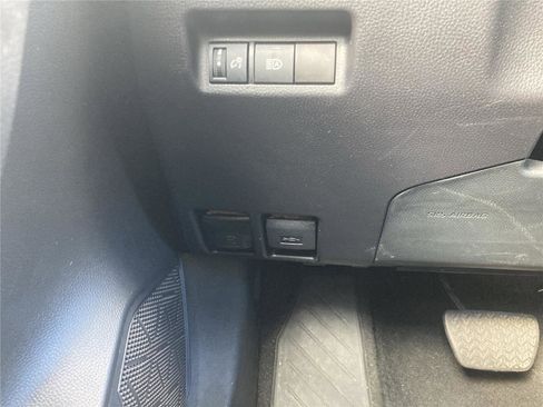 Used 2024 Toyota RAV4 Adventure image 21