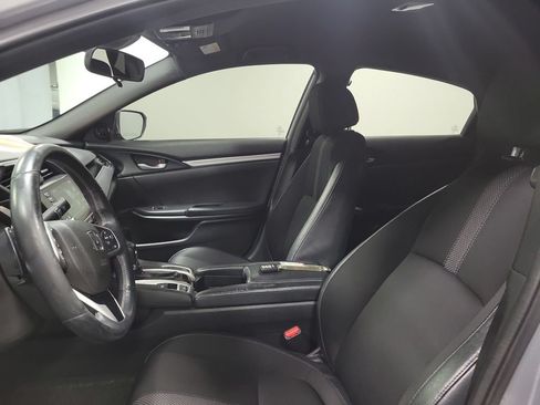 Used 2019 Honda Civic Sport image 15