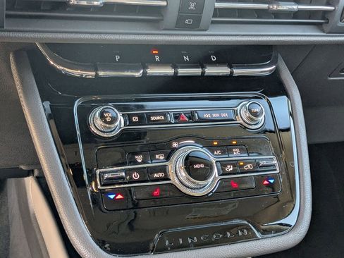 Used 2022 Lincoln Corsair FWD image 17