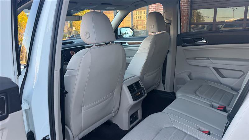Used 2019 Volkswagen Atlas SEL Premium AWD/4WD image 19