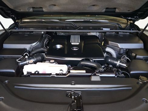 Used 2026 Lexus LX 600 4WD w/ Luxury Package image 37