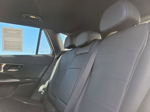 Certified 2025 Mercedes-Benz GLC 300 image 12