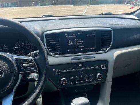 Used 2020 Kia Sportage LX w/ LX Popular Package AWD/4WD image 13