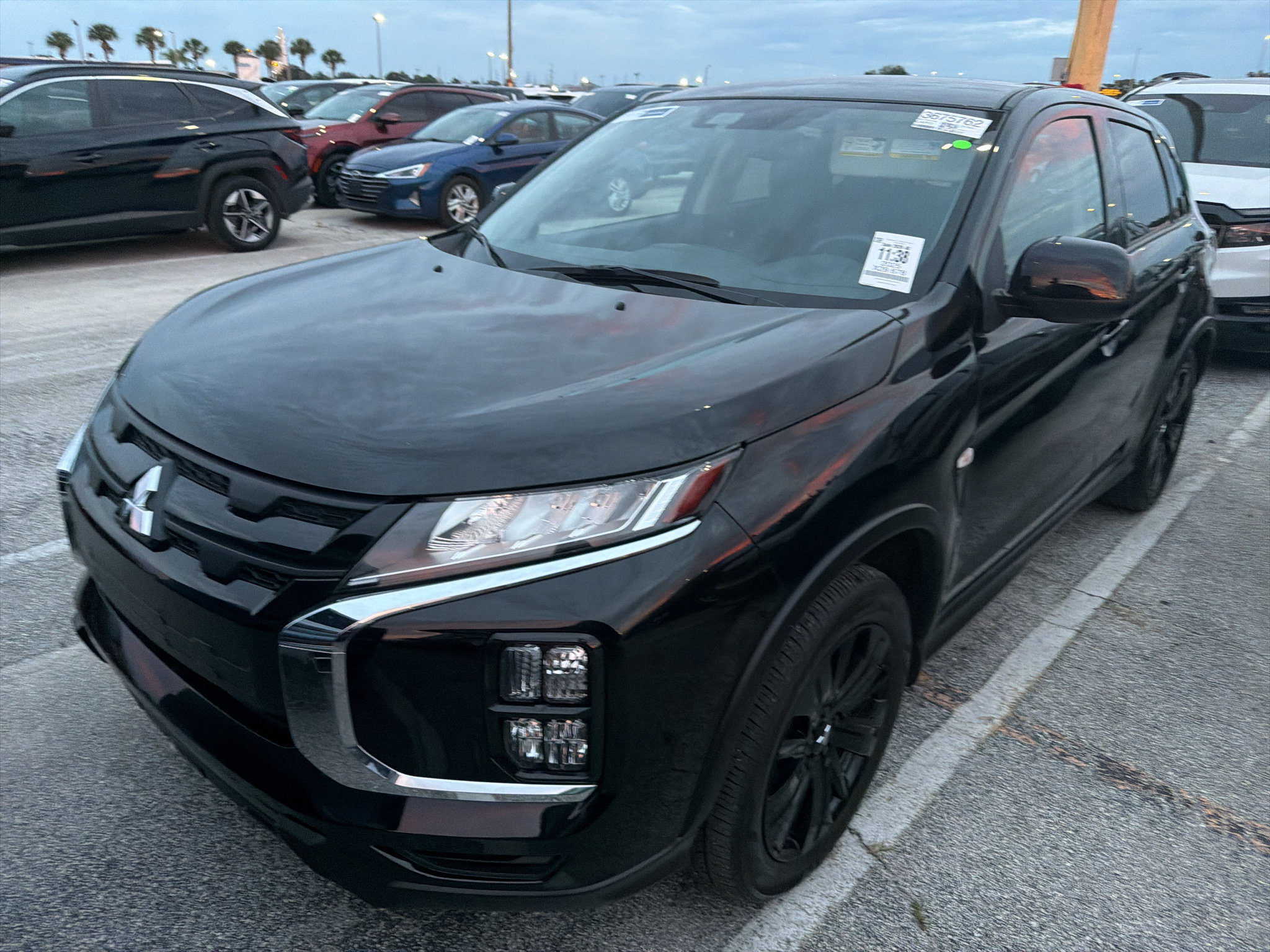 Used 2025 Mitsubishi Outlander Sport LE AWD/4WD image 2