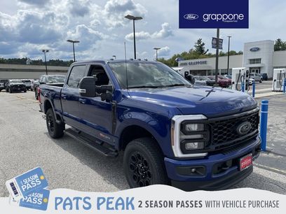 New 2026 Ford F350 Lariat w/ Black Appearance Package