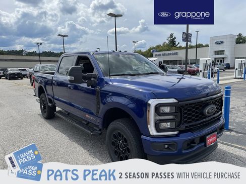 New 2026 Ford F350 Lariat w/ Black Appearance Package image 1