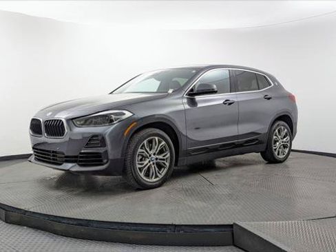 Used 2022 BMW X2 sDrive28i w/ Convenience Package FWD image 2