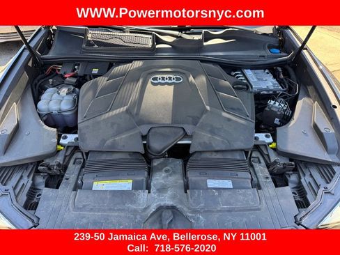 Used 2021 Audi Q8 Premium Plus w/ Premium Plus Package AWD/4WD image 21