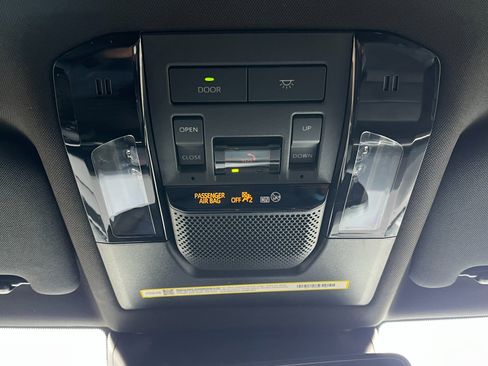 Used 2024 Lexus GX 550 w/ Accessory Package (Z1) image 60