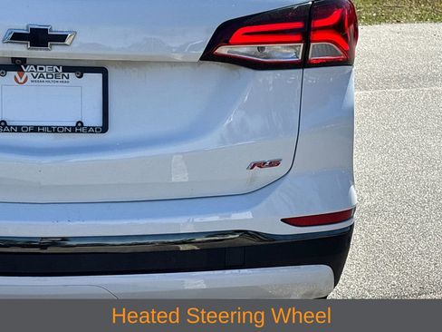 Used 2022 Chevrolet Equinox RS w/ RS Leather Package FWD image 18