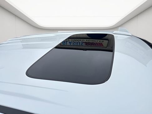 Used 2024 GMC Sierra 1500 AT4X image 13