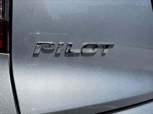 Used 2020 Honda Pilot Elite image 10