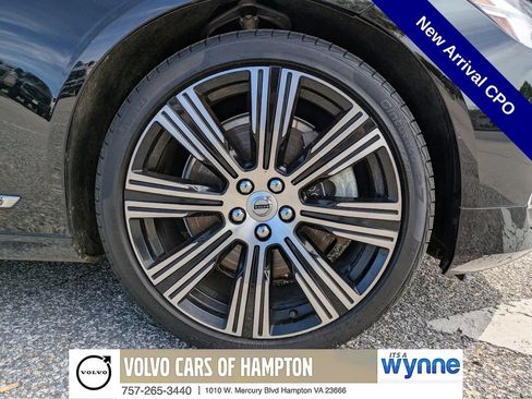 Certified 2025 Volvo S90 B6 Ultra AWD/4WD image 11