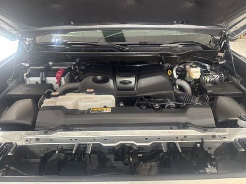 Used 2025 Toyota Tundra Limited AWD/4WD image 42