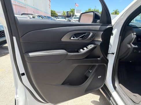 Used 2023 Chevrolet Traverse Premier w/ Redline Edition FWD image 30