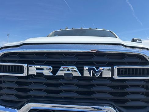 New 2026 RAM 2500 Tradesman image 31