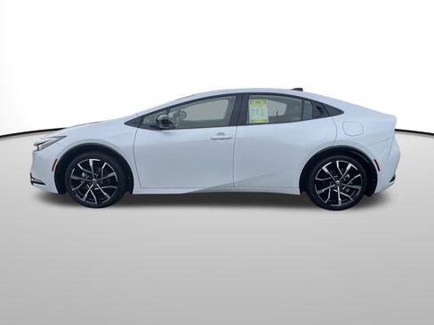 Certified 2024 Toyota Prius Prime image 9