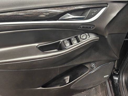 Used 2019 Buick Enclave Avenir w/ Avenir Technology Package AWD/4WD image 56