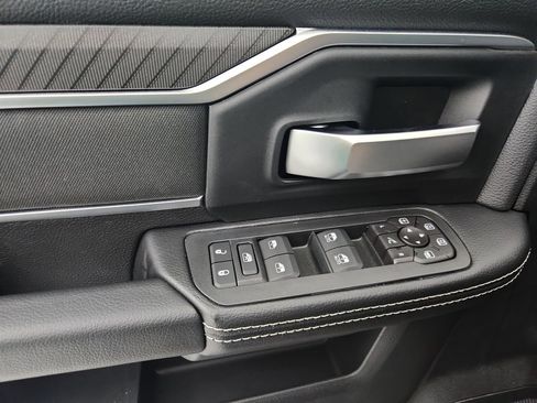 New 2026 RAM 2500 Big Horn AWD/4WD image 20