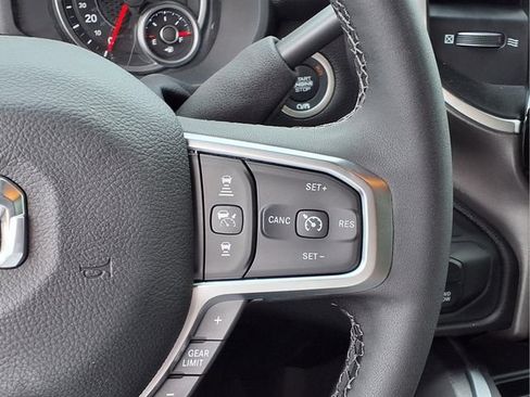 New 2026 RAM 2500 Big Horn AWD/4WD image 12