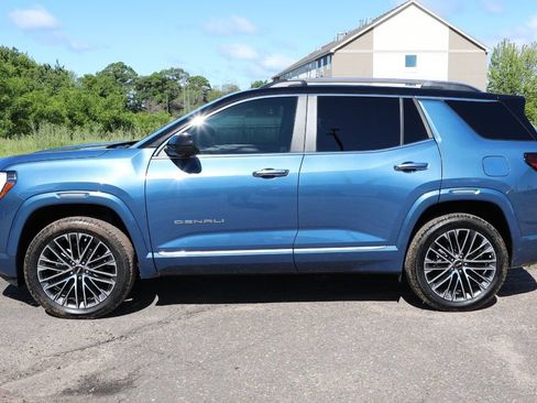 Used 2026 GMC Terrain Denali AWD/4WD image 14