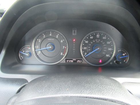 Used 2012 Honda Crosstour EX-L image 19