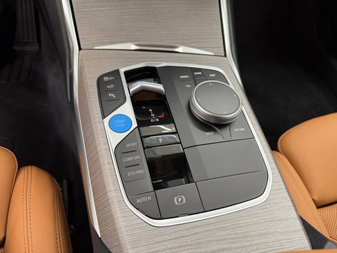 New 2026 BMW i4 xDrive40i w/ Premium Package image 21