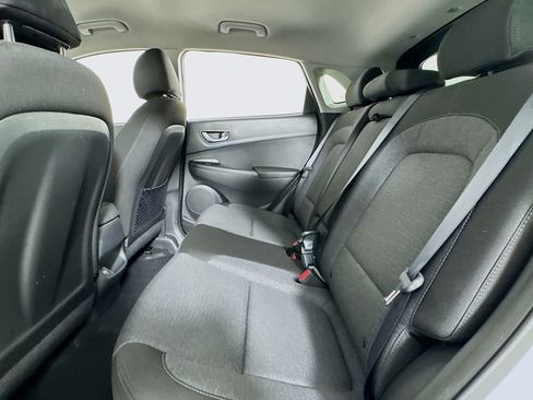 Used 2023 Hyundai Kona SE w/ Cargo Package image 12