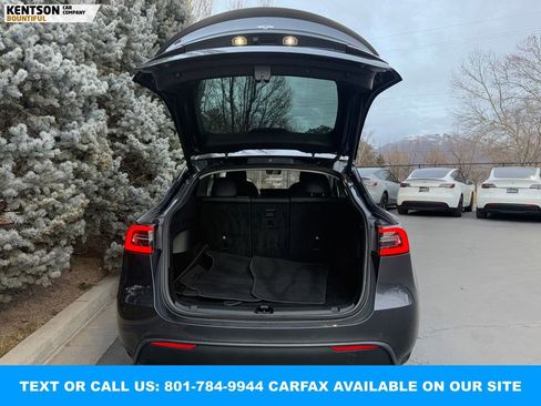 Used 2022 Tesla Model Y Performance image 34