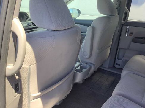 Used 2016 Honda Odyssey SE image 12