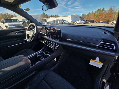 New 2026 Chevrolet Traverse LT w/ Midnight/Sport Edition image 30