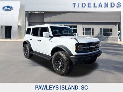 New 2026 Ford Bronco Outer Banks w/ Sasquatch Package