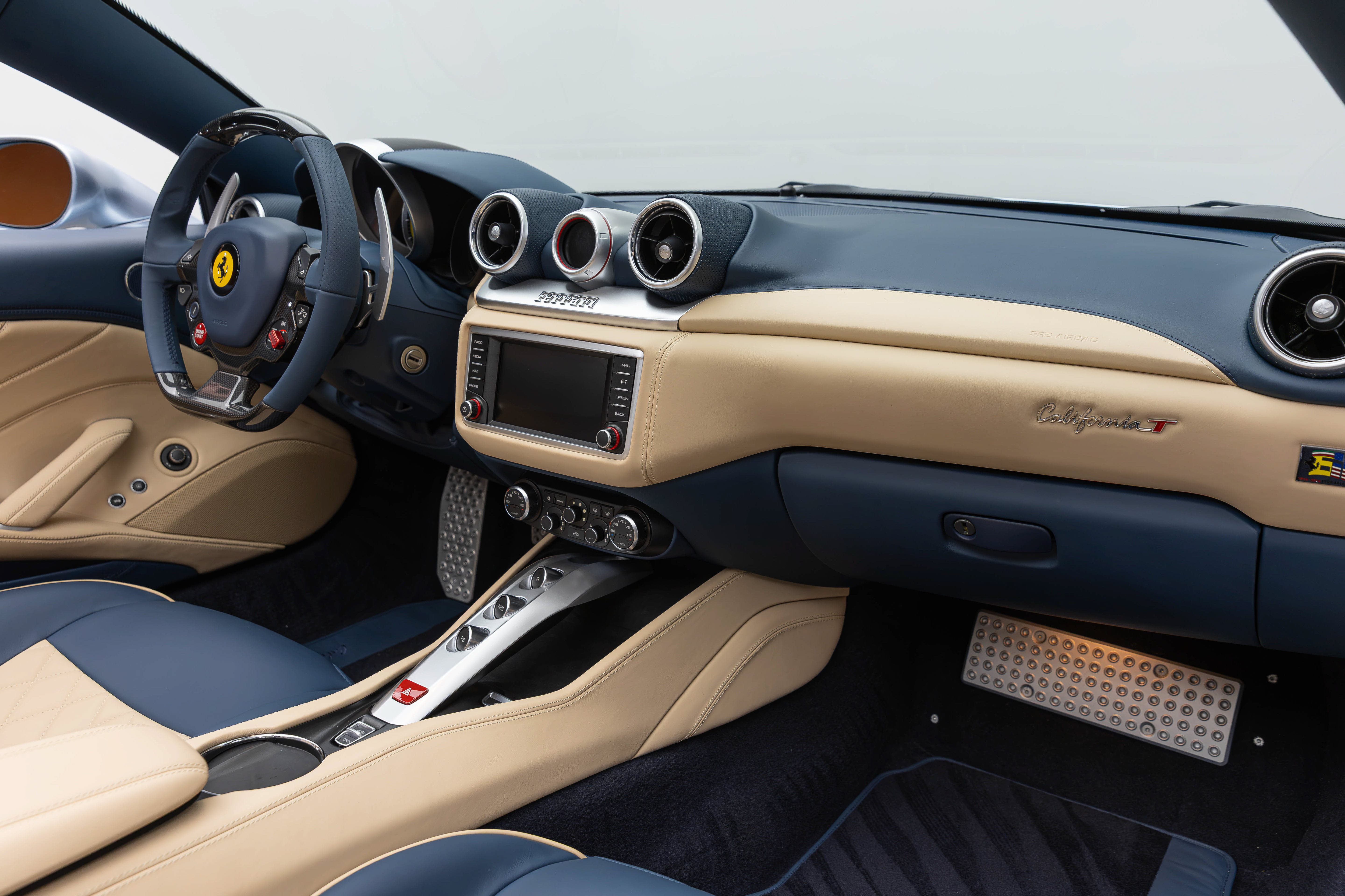 Certified 2015 Ferrari California T RWD image 47