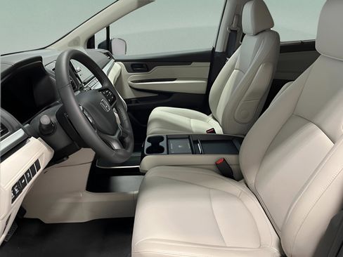 New 2026 Honda Odyssey EX-L image 13