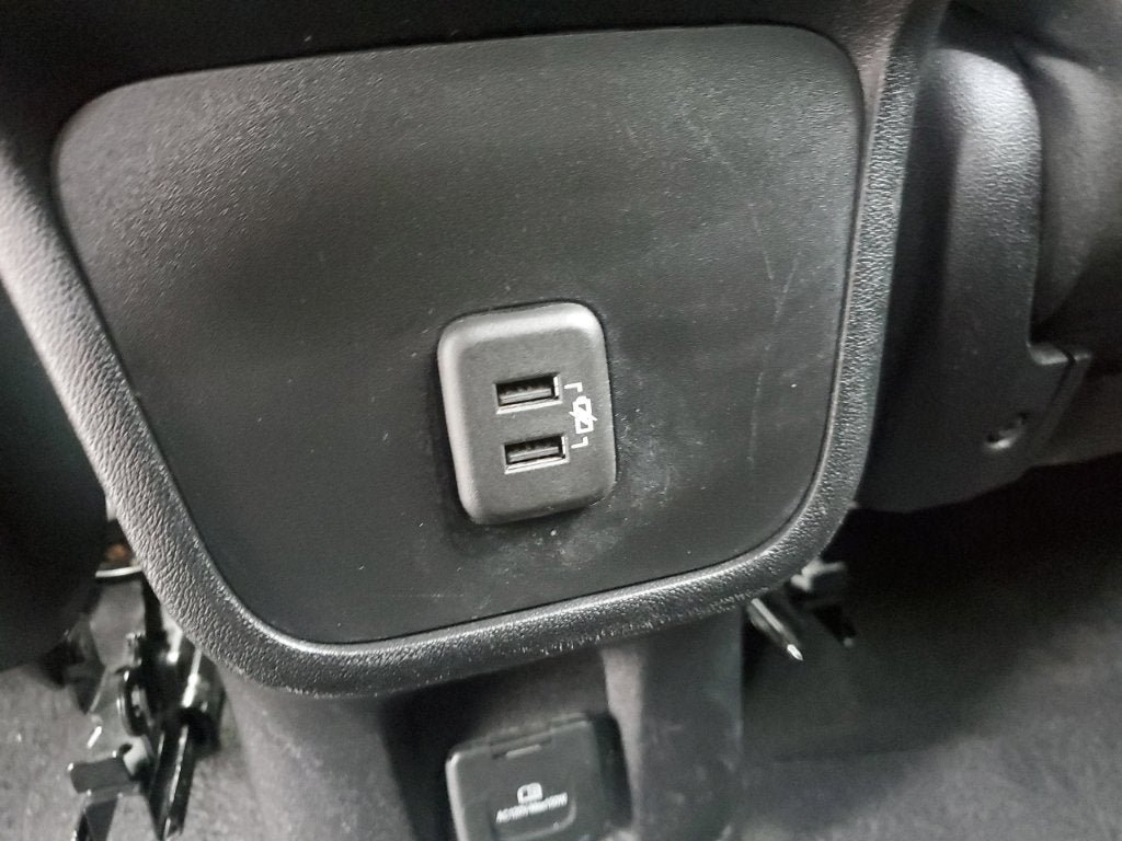 Used 2020 Chevrolet Equinox LT FWD image 38